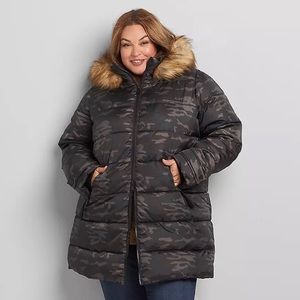 Lane Bryant Camo Puffer Jacket w Faux Fur Collar